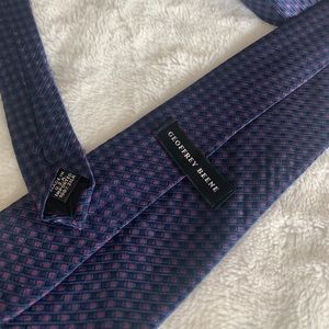 Geoffrey Beene 100% Silk Tie